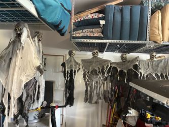 Halloween Hanging Ghouls and Skeleton Grim Reapers