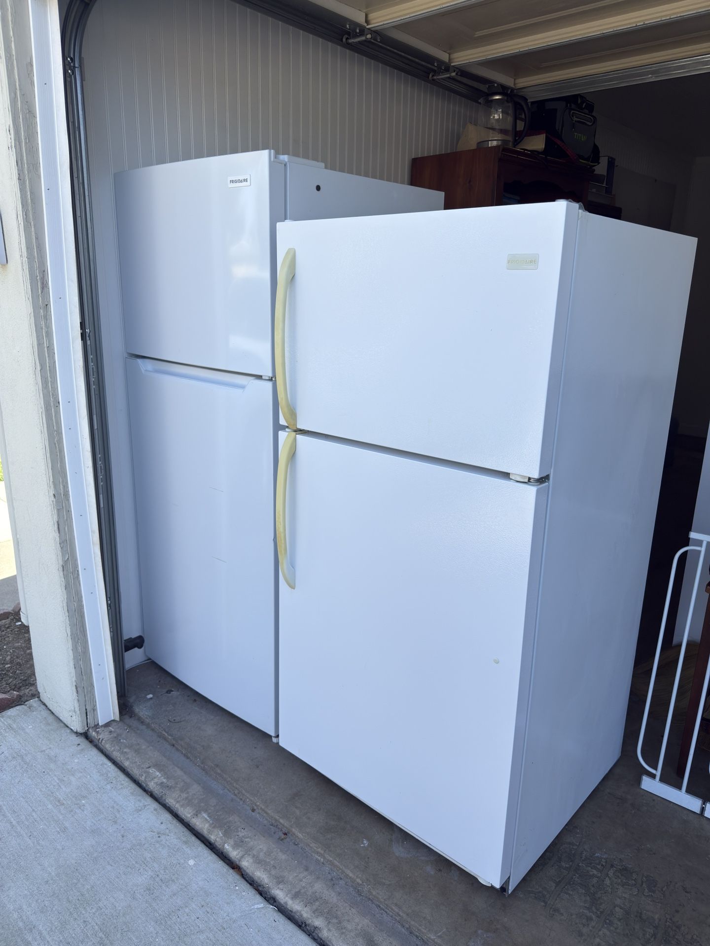Frigidaire Refrigerator perfect for apartment or garage