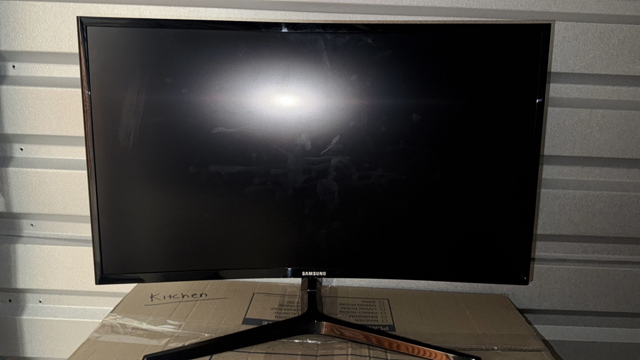 32 In Samsung Curved Monitor