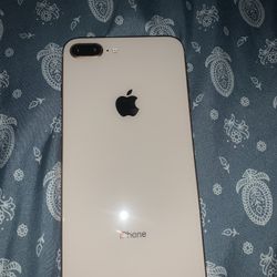 iPhone 8 Plus 