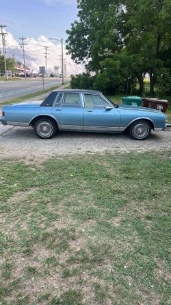 1986 chevy caprice Brougham