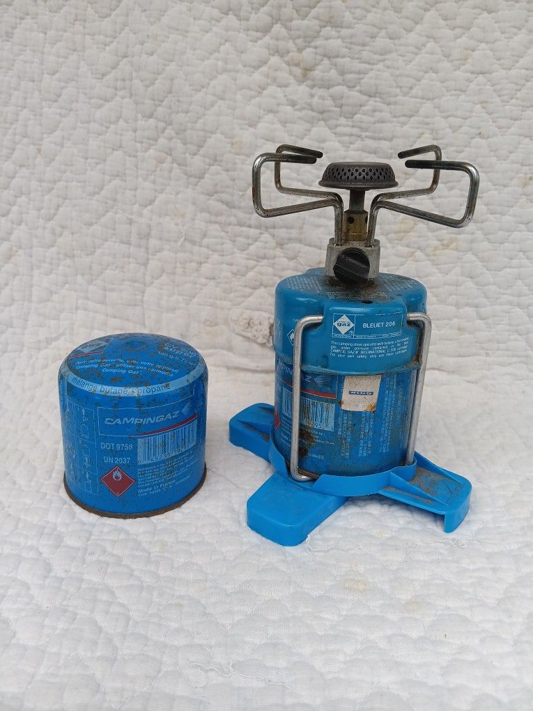 Bleuet Stove Model 206