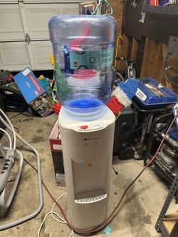 Glacier Bay Water Cooler / Dispenser