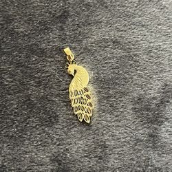 18k Saudi Gold Pendant 
