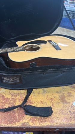 Fender CC60SCE  acoustic guitar