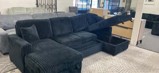 New Sleeper Sectional Couch! Free Delivery 🚚! Free Assembly!