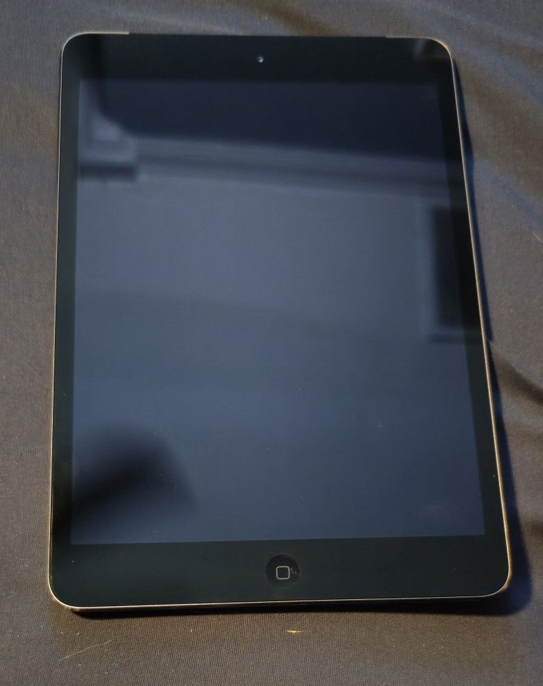 Apple iPad mini 2 A1491 32 GB, Wi-Fi + 4G, 7.9 in - Space Gray/Black