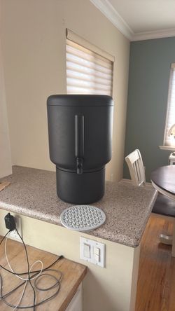 Rorra Countertop water dispenser with extra filter