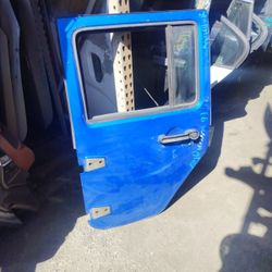 2016 Jeep Wrangler Left Rear Door