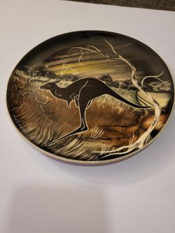 Vintage Australian Kangaroo Souvenir Collector Plate