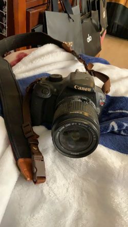 Canon Camera With Battery Eos Rebel T5