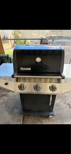 Propane grill