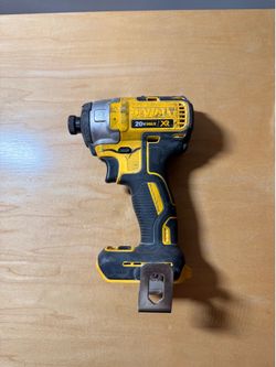 DEWALT 20V MAX XR Cordless Impact Driver (Tool Only)