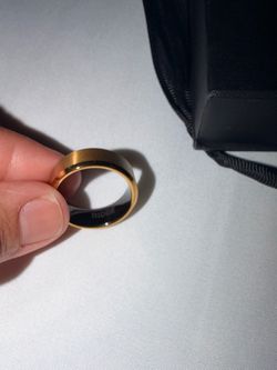 Ridge 8mm Beveled Ring