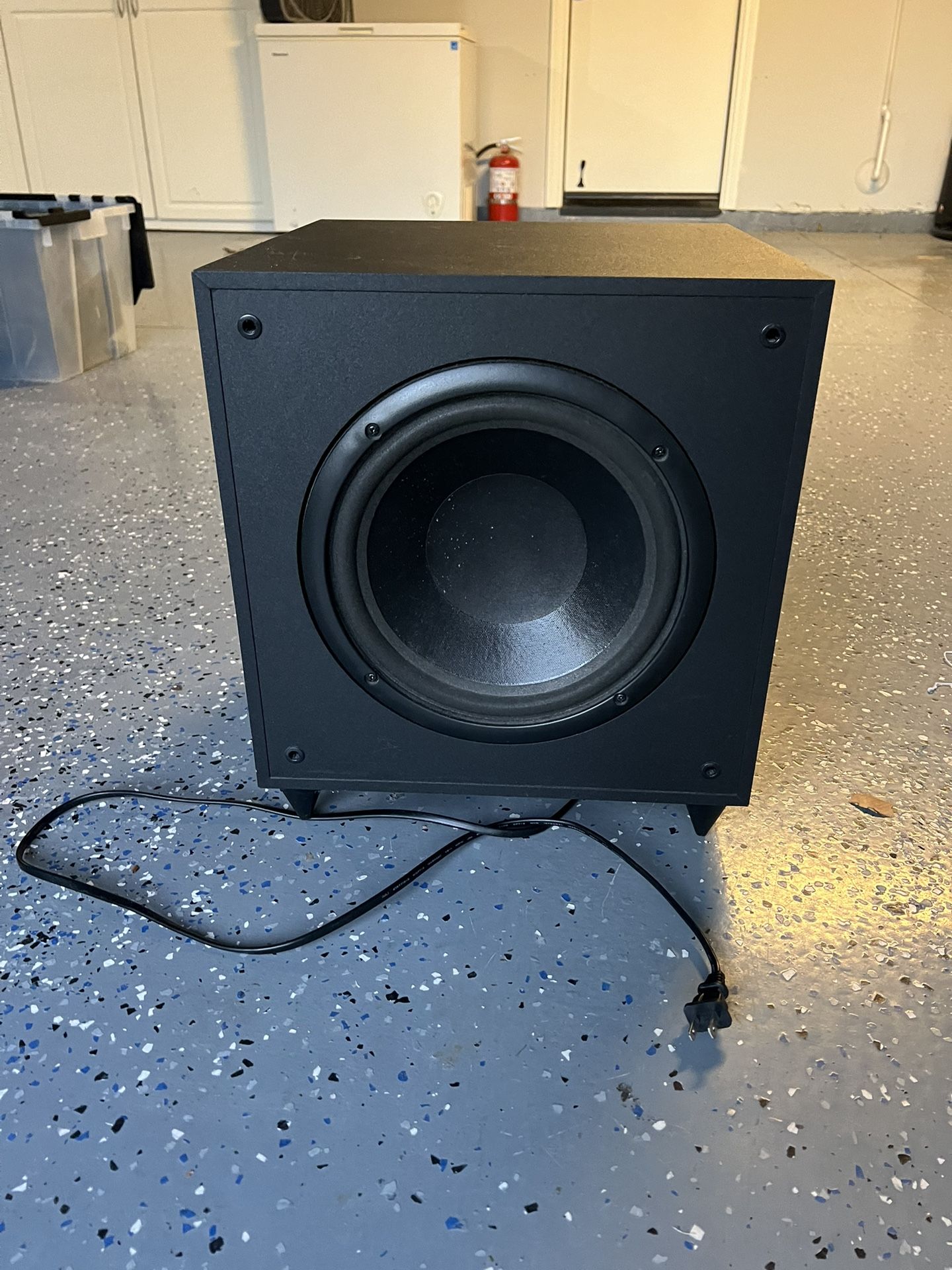 KLH E10 Amplified Subwoofer
