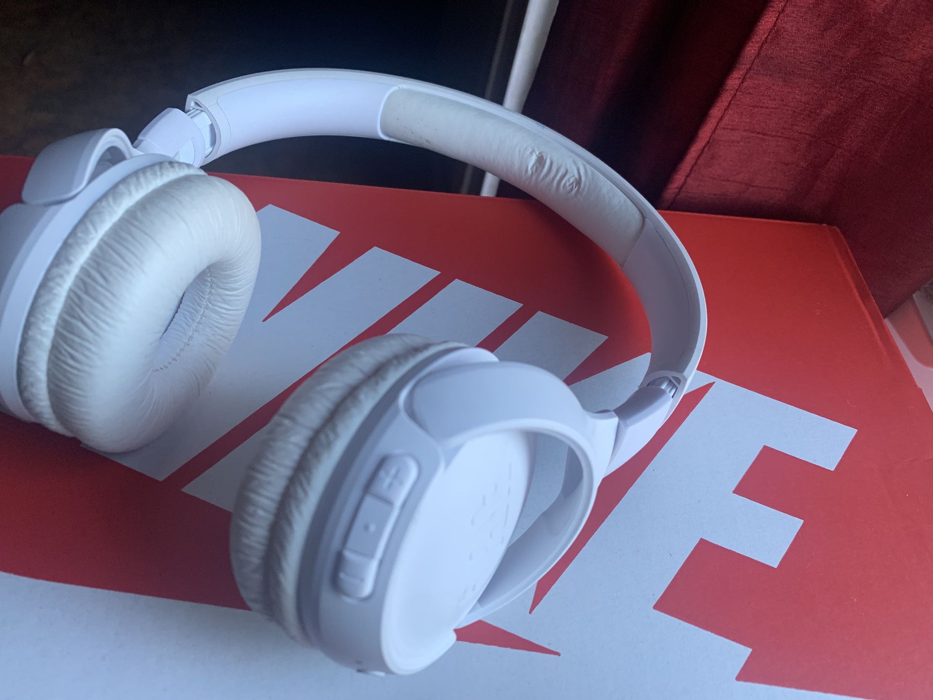 Jbl Head Phones
