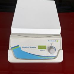 ✨ Benchmark Scientific Magnetic Stirrer – Model H3770-S – Digital RPM Control ✨