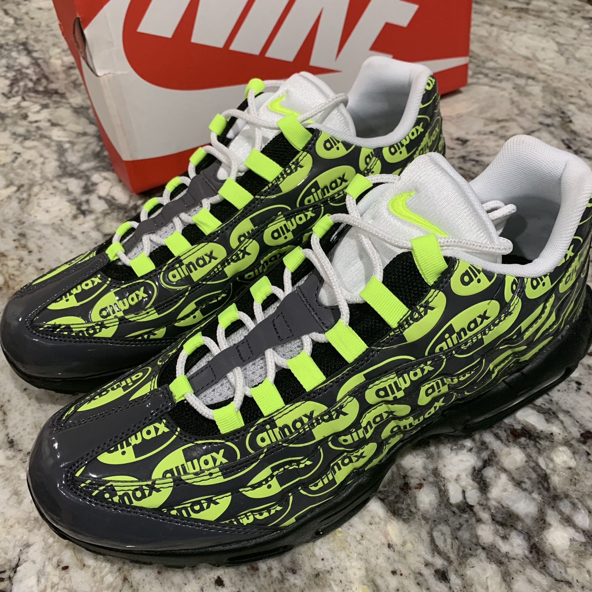 Nike Air Max 95 Premium Men’s Shoes Logo Pack Volt Running Shoes 538416-019
