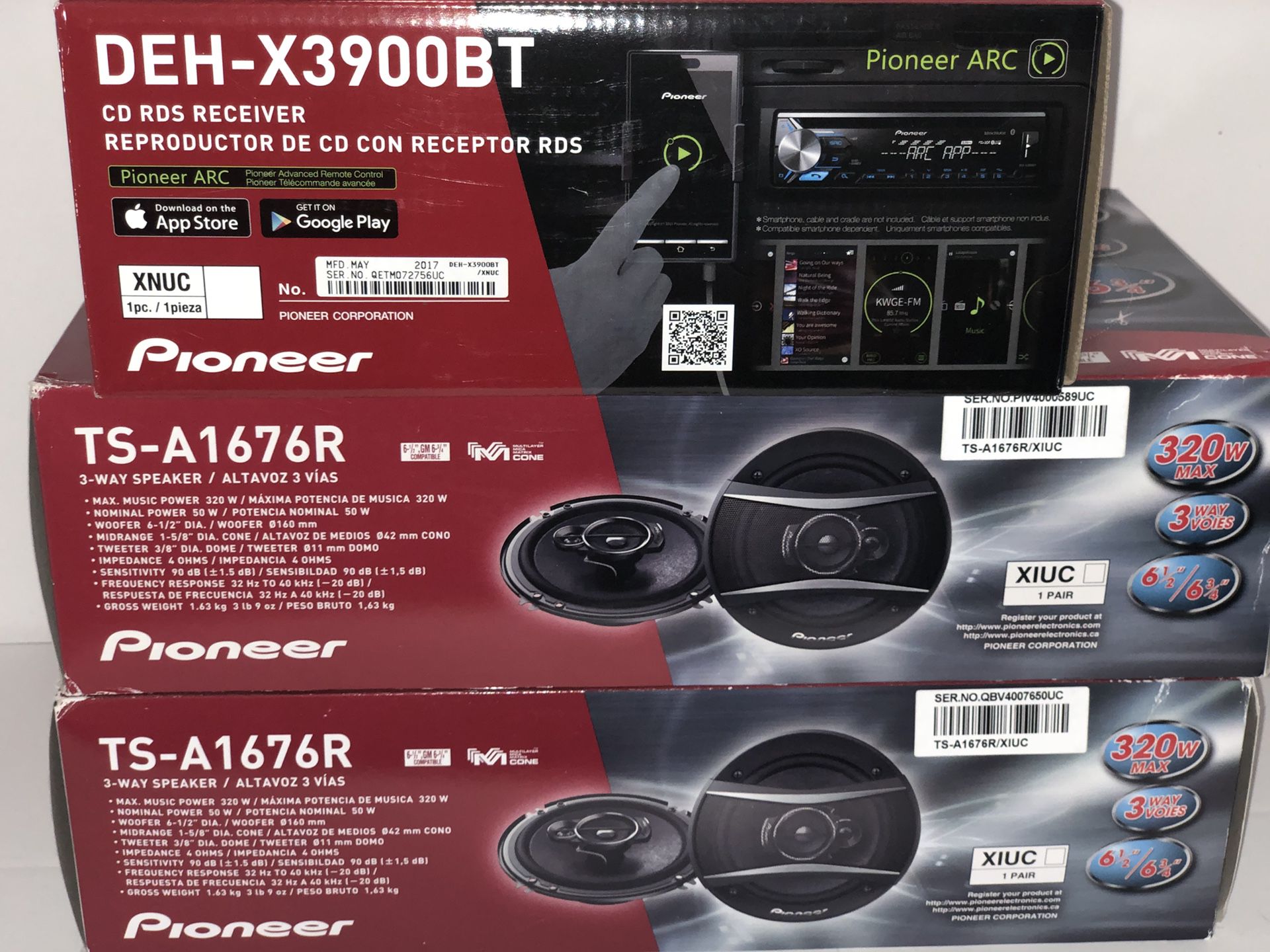 Pioneer Bluetooth radio and speaker combo