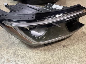 VOLKSWAGEN ATLAS SE HEADLIGHT RIGHT 2024-2025 OEM