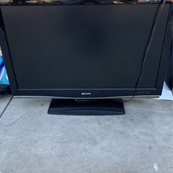 42 Inch Sharp TV