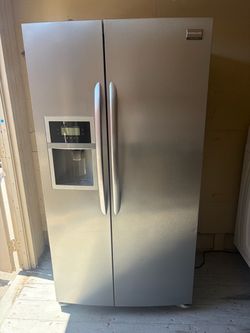 Frigidaire Gallery Refrigerator