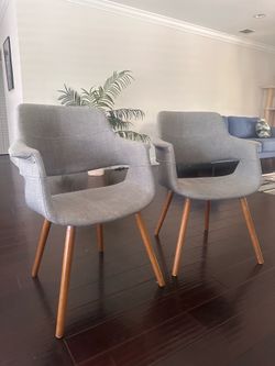 Set of 2 Modern Grey Upholstered Armchairs – Excellent Condition