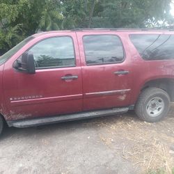 2007 Chevy Suburban 