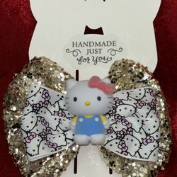 Hello Kitty Bows