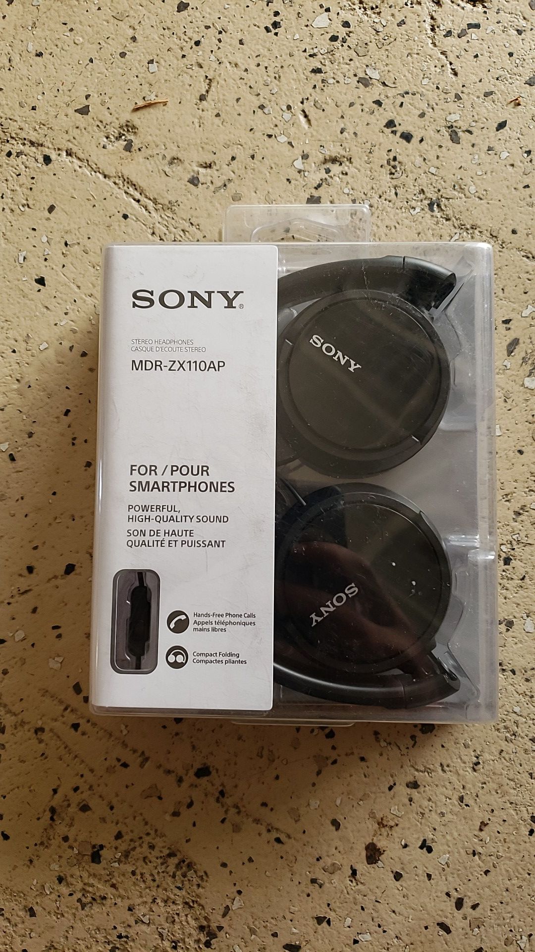 Nice sony headphones brand new in box