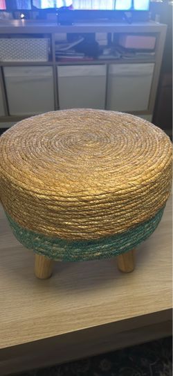 Woven Seagrass Footstool with Wooden Legs