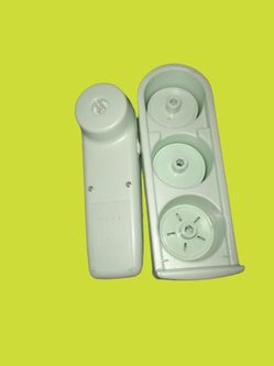 Avon Wellness Home Facial Spa Set box/new


