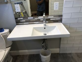 Bath sink