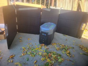 Ecoflow Delta Max 2000 with 200 w solar panel