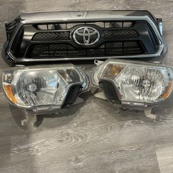 2012-15 Toyota Tacoma Headlights 