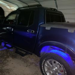 2007 Ford Sport Trac V8 