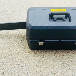 DEWALT 6OV MAX 20in. Brushless Battery Powered Chainsaw Kit, (1) FLEXVOLT 6Ah Battery, Charger