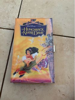 Disney’s Hunchback of Notre Dame VHS Clutch