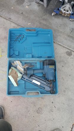 Nail gun