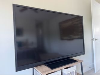 55” Black Sharp Smart Flatscreen TV