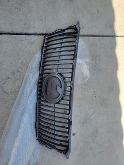 Front Grill Lexus iS(contact info removed)