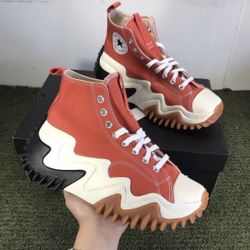 Woman’s Converse Platform Star Hike Hi Size 10/10.5/11 Available 