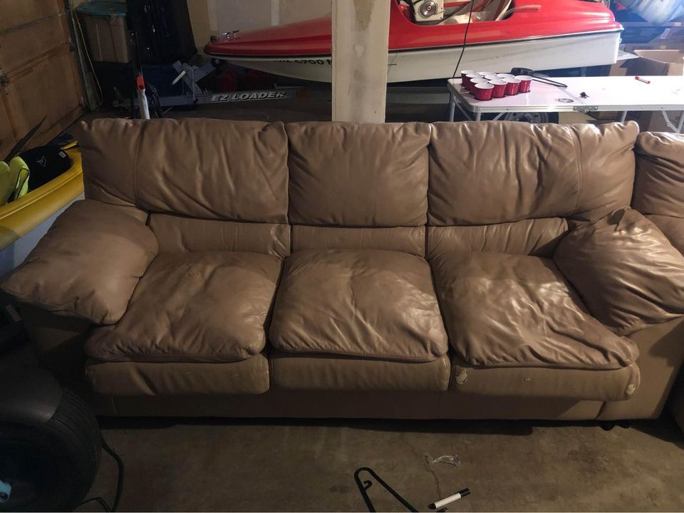 Leather Couch And Love Seat FREE DELIVERY