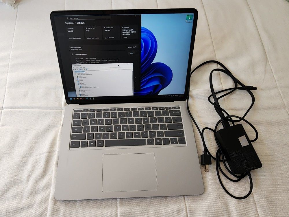 Surface Laptop Studio 14" Microsoft nVidia RTX 3050Ti Intel i7 32GB Ram 1TB SSD Touchscreen Windows PC