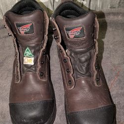 Redwing Shoes King Toe®
Men's 6-inch Waterproof CSA Safety Toe Boot