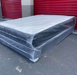 Queen Mattress Set – Medium – Brand New – Delivery Available 🚚