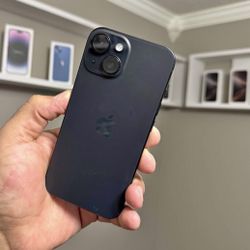 Apple  iPhone 15 New 