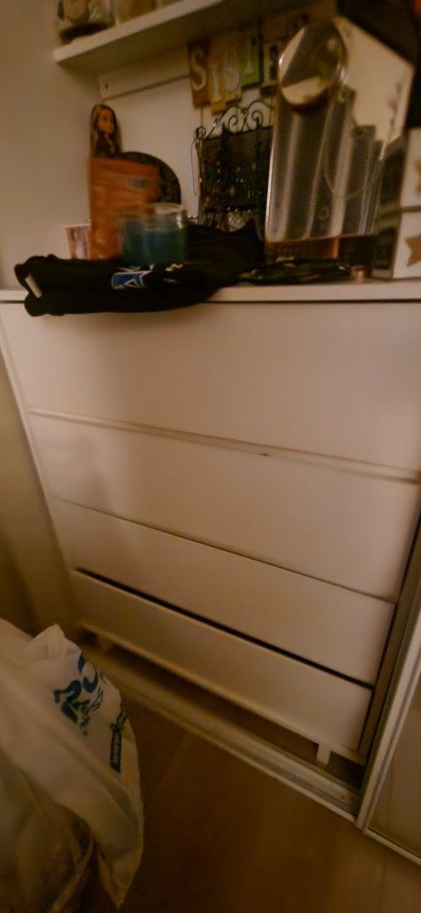 4 drawer dresser
