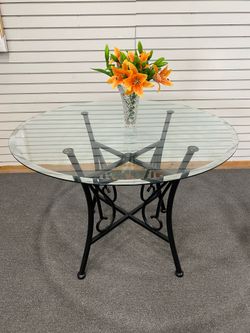 Beautiful Glass and Black Metal Dining Table 42”