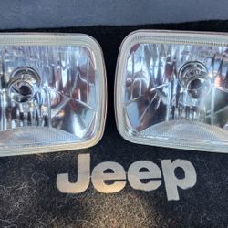 5 X 7 H4 Conversion Headlights . Like New 